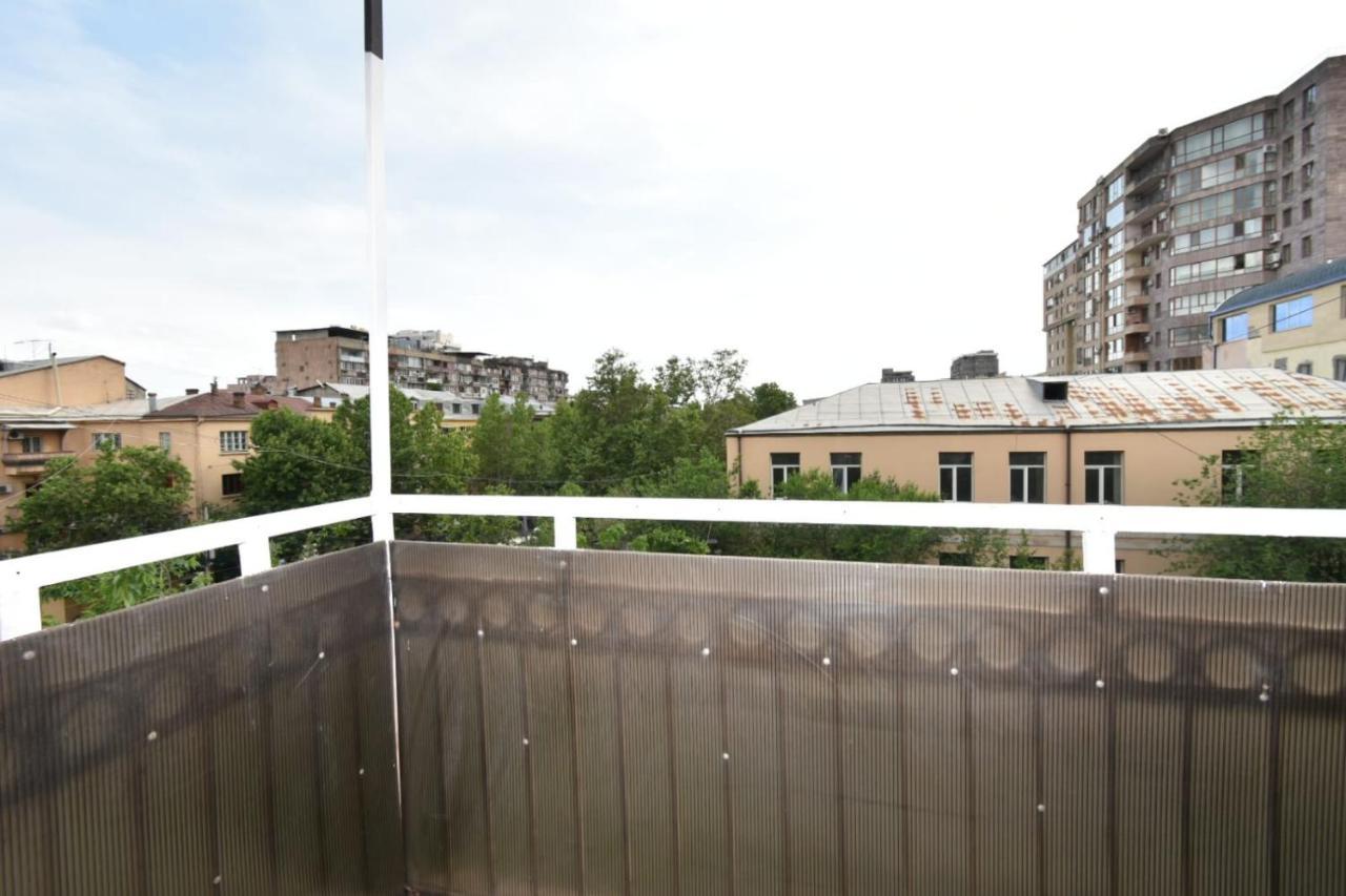 Guesthouses Opera Yerevan Exterior photo