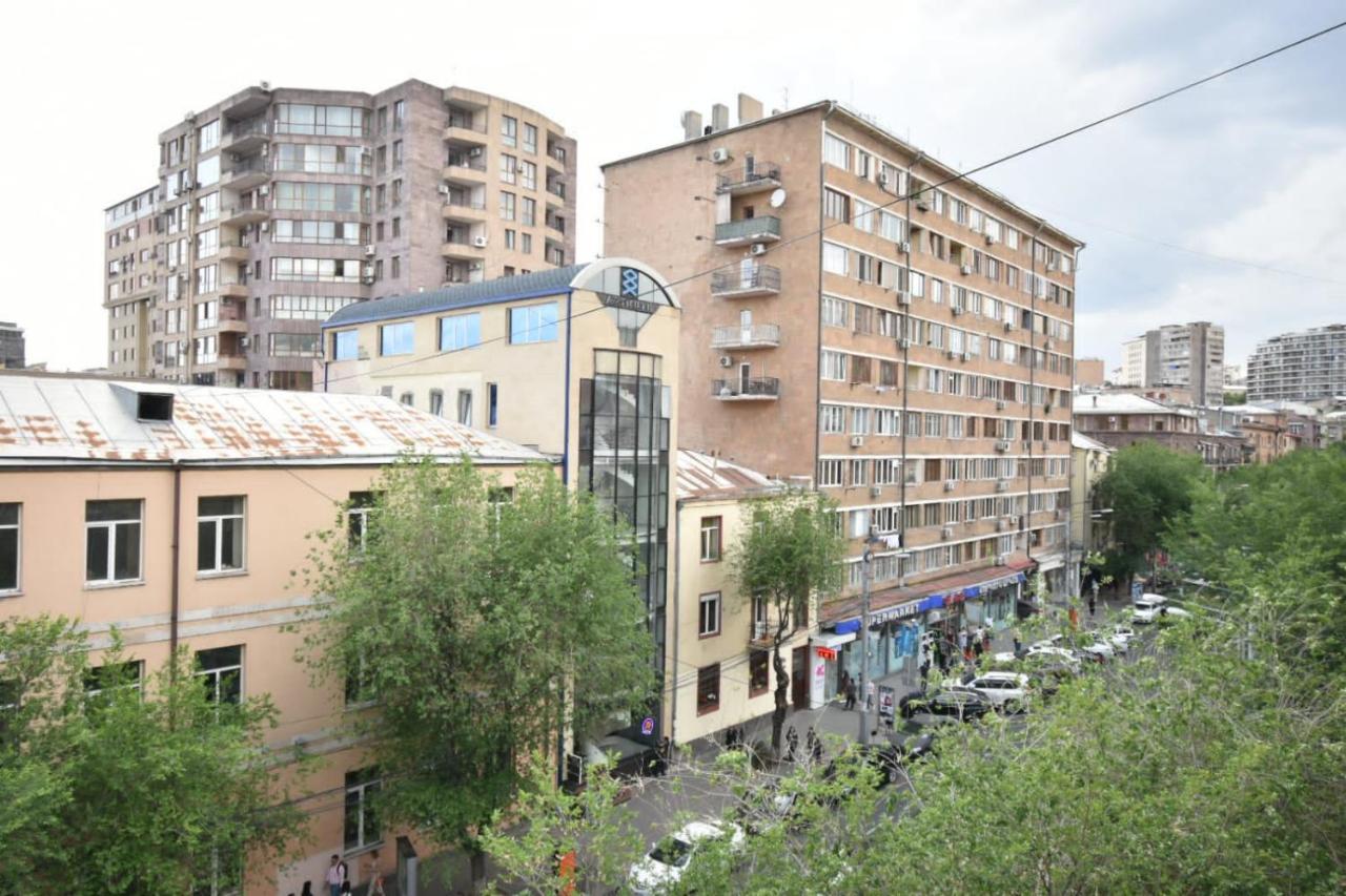 Guesthouses Opera Yerevan Exterior photo