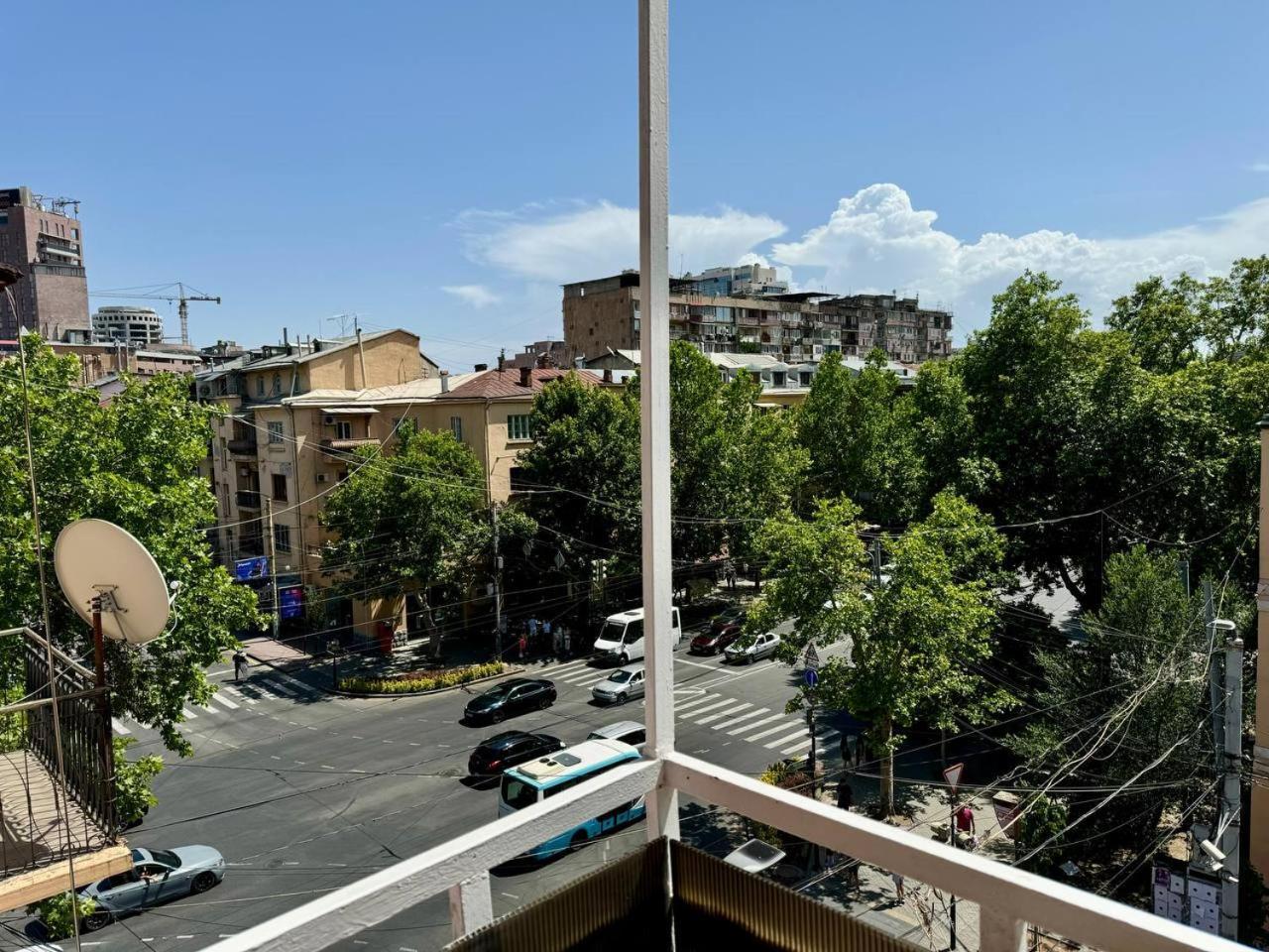Guesthouses Opera Yerevan Exterior photo